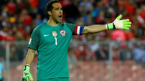 Eduardo Berizzo le puso tarea a Claudio Bravo que sigue ausente de la Selección Chilena