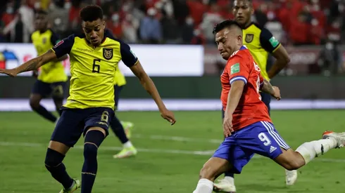 Prensa ecuatoriana barre el piso con Chile tras sentencia de la FIFA.