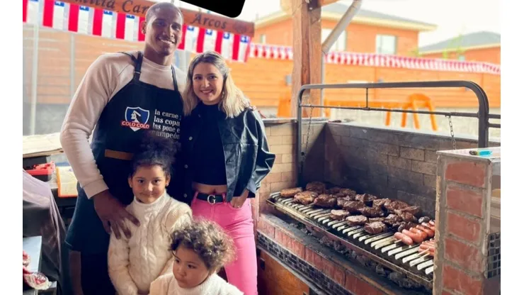 El arquero de Colo Colo llegó hace 9 años a Chile y ya recibió su nacionalización