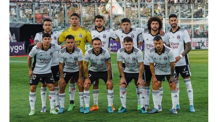 La formación de Colo Colo para enfrentar a Unión Española en la fecha 24 del Campeonato Nacional 2022.