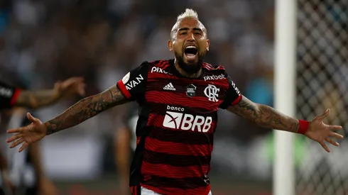 Arturo Vidal asoma como titular ante Vélez Sarsfield en la semifinal de vuelta de la Copa Libertadores 2022.