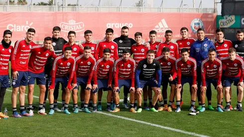 Con varios colocolinos, Chile Sub 23 va por el triunfo ante Perú