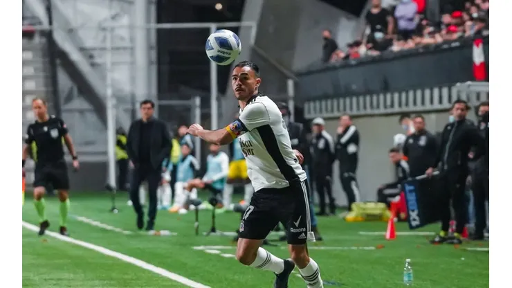 Gabriel Suazo vive horas claves para su futuro en Colo Colo