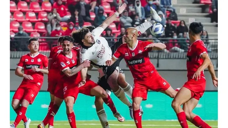 Maximiliano Falcón es autocrítico tras la derrota de Colo Colo
