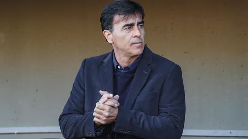 Gustavo Quinteros lamenta los errores defensivos ante Unión La Calera.