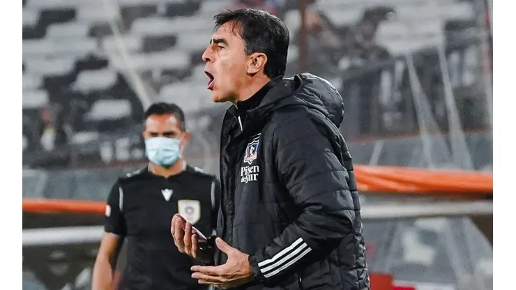 Gustavo Quinteros da luces de su continuidad en Colo Colo.
