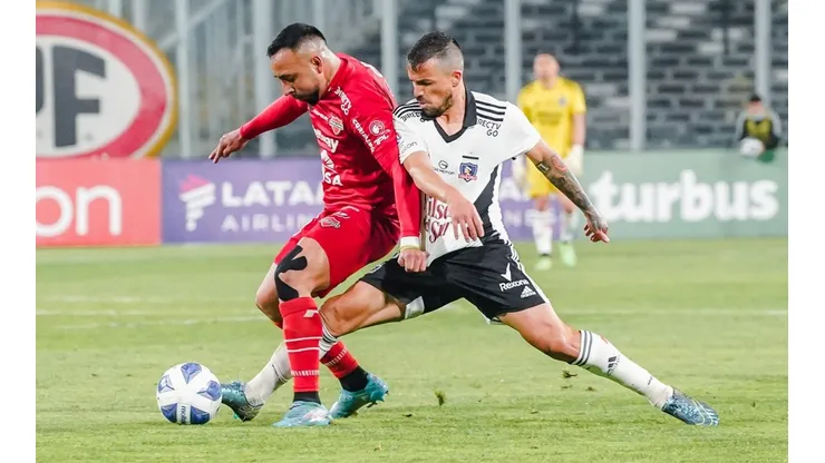 El rendimiento de Costa terminó por colmar la paciencia de los hinchas albos.