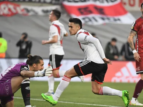 Pablo Solari anota en la victoria de River Plate