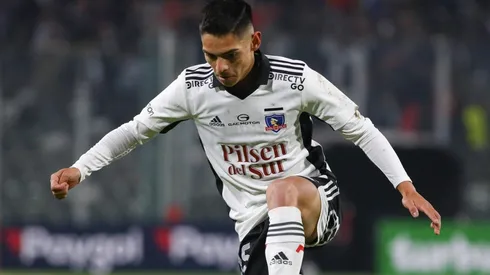 Joan Cruz ya está renovado en Colo Colo