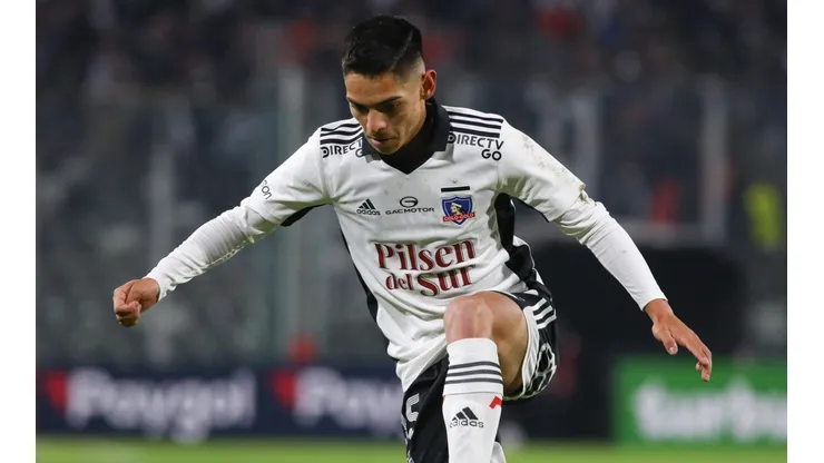Joan Cruz ya está renovado en Colo Colo