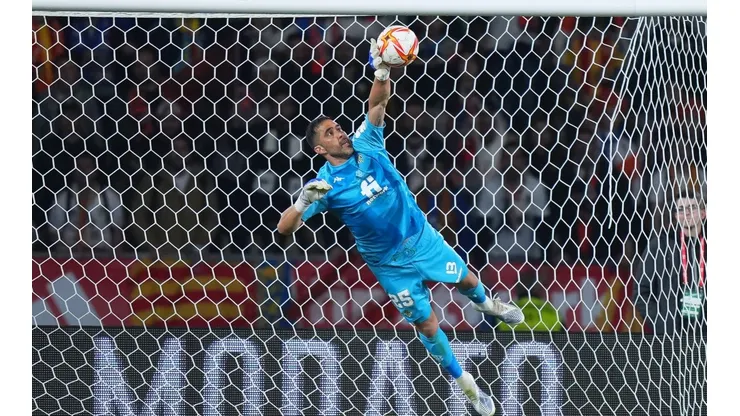 Claudio Bravo espera sumar minutos en la nueva temporada de la Liga de España.