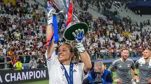 Christiane Endler es nominada al Balón de Oro femenino.