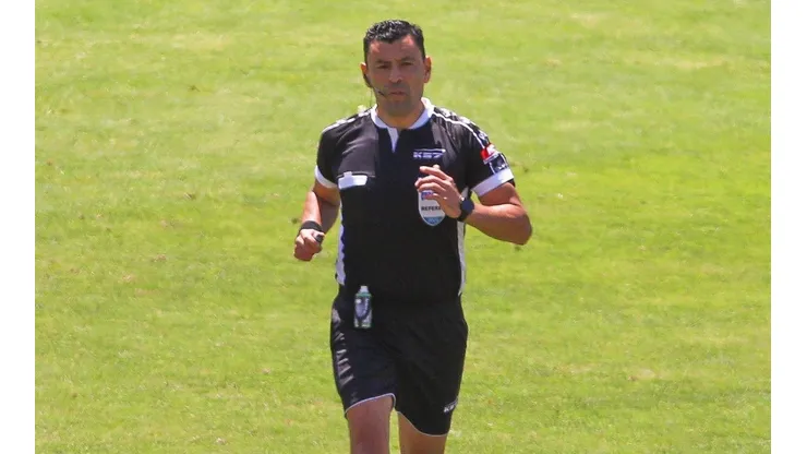 Roberto Tobar será el encargado de impartir justicia en el partido entre Colo Colo y Deportes Antofagasta.