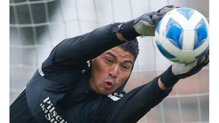 Brayan Cortés y su felicidad por renovar en Colo Colo