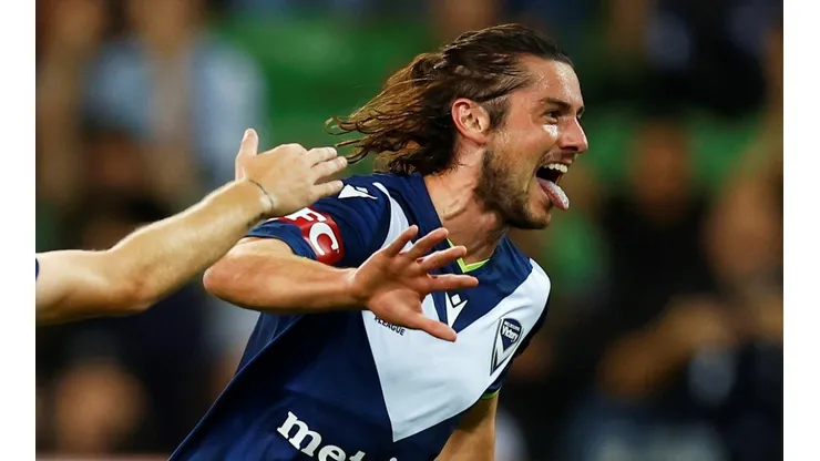 Marco Rojas jugando por el Melbourne Victory
