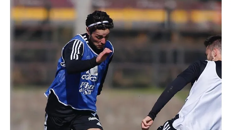 Rojas "debutó" con la camiseta alba en el amistoso ante Lautaro de Buin.