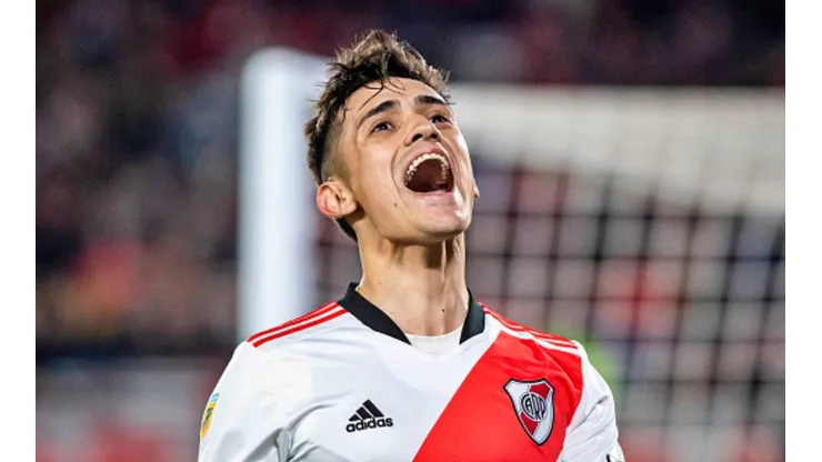 En media hora de juego el Pibe maravilló a los argentinos.