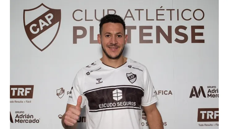 Ramiro González en su presentación en Platense