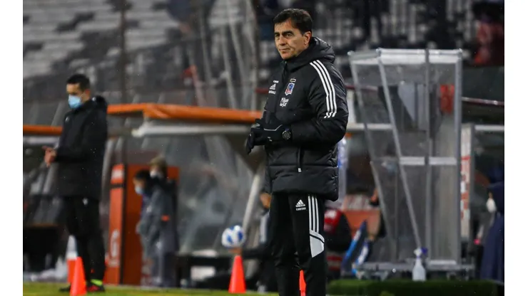 En Colo Colo le responden a Gustavo Quinteros