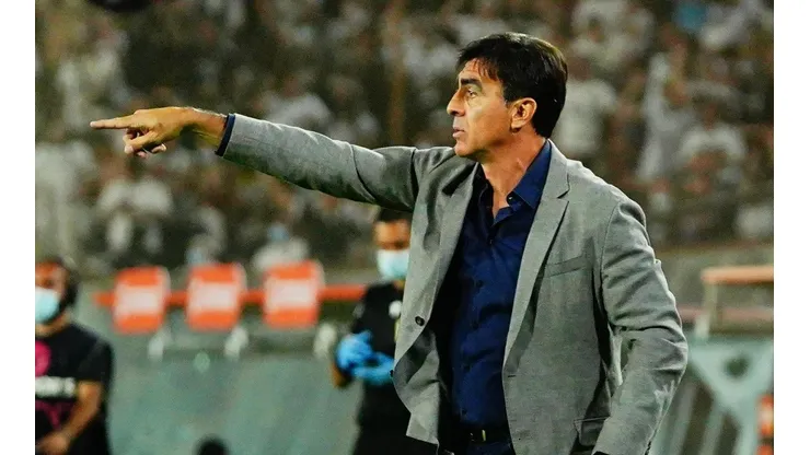 Quinteros buscará ganar los títulos del Campeonato Nacional y la Copa Chile en este 2022.