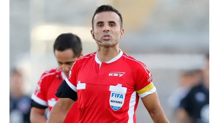 Piero Maza será el árbitro para el partido entre Colo Colo y Depores La Serena