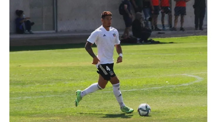 Alan Saldivia es la gran novedad en Colo Colo para visitar a Inter de Porto Alegre.