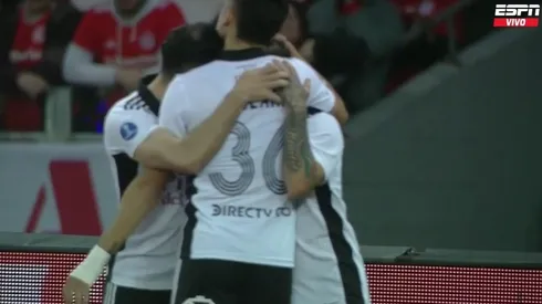 Gabriel Costa materializó un penal cometido a Juan Martín Lucero.