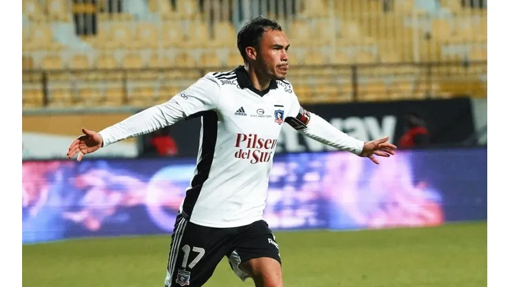 Gabriel Suazo empata de penal para Colo Colo