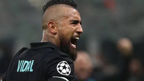 Arturo Vidal es la obsesión en la prensa argentina