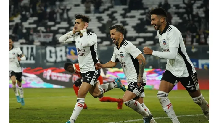 Internacional de Porto Alegre puso a la venta entradas para hinchas de Colo Colo