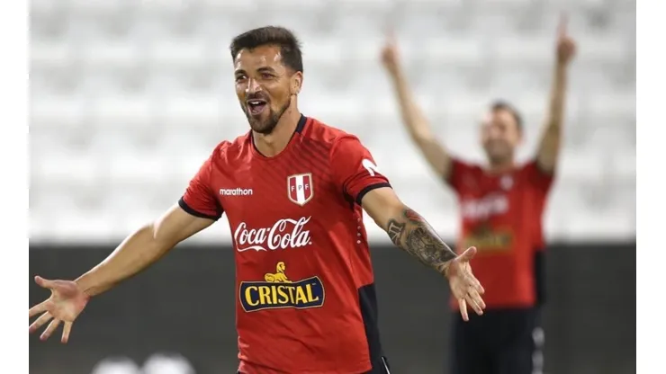 Gabriel Costa y la Selección Peruana enfrentan polémica tras viaje a Qatar