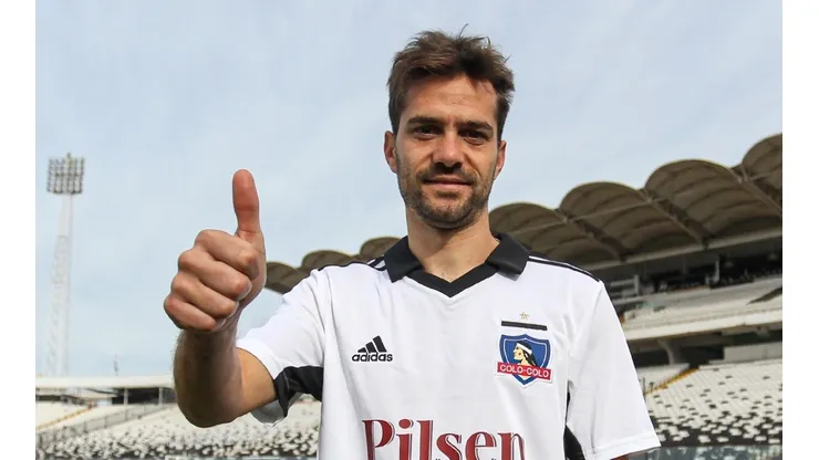 Colo Colo oficializó el fichaje de Agustín Bouzat
