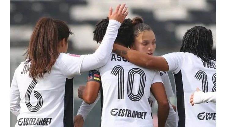 Las albas golearon a Puerto Montt con anotaciones de Yusmery Ascanio e Ysaura Viso.