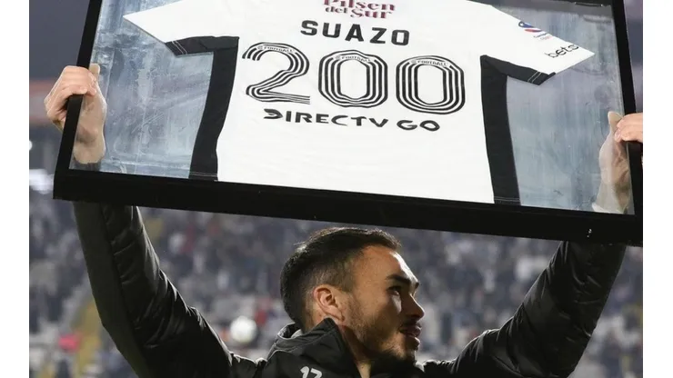 Gabriel Suazo recibe un homenaje por sus 200 partidos en el Cacique