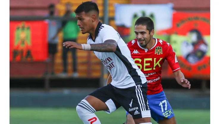Gustavo Quinteros y los juveniles de Colo Colo