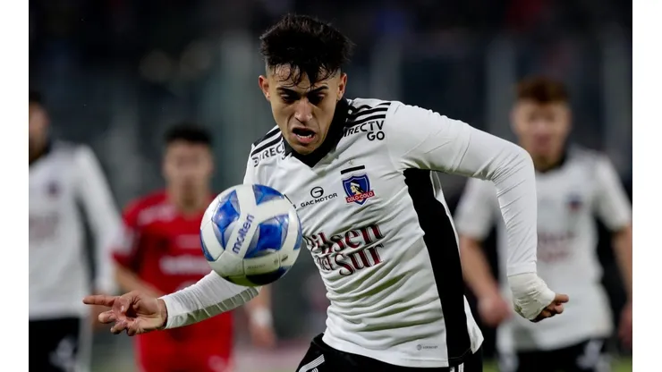 El Pibe Solari ya está en Argentina para la intertemporada con el Cacique.