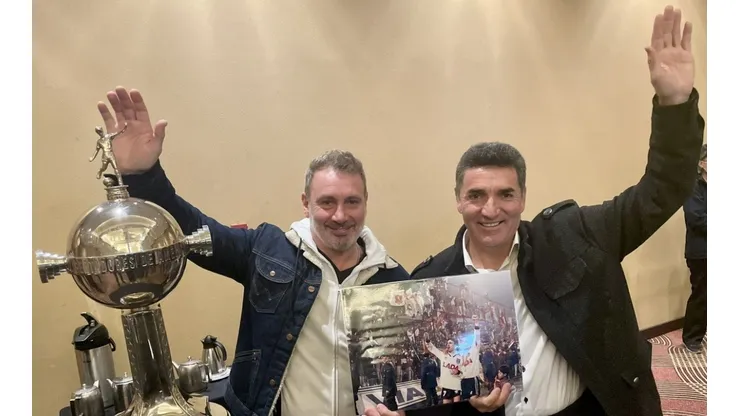 Campeones de la Copa América se reunieron con los socios de Colo Colo