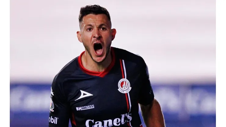 Ramiro González está en carpeta para reforzar la zaga de Colo Colo.