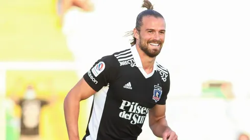 Representante de Christian Santos aseguró que no se mueve de Colo Colo.