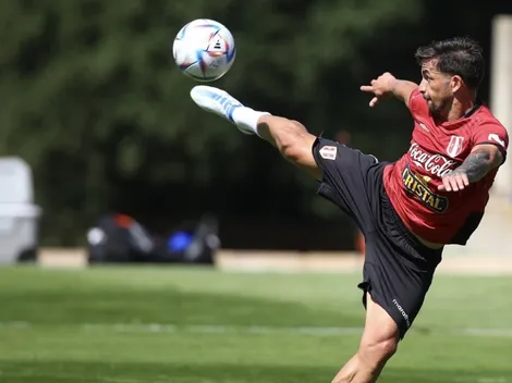 Gabriel Costa es objeto de burlas de parte de sus compañeros en Perú