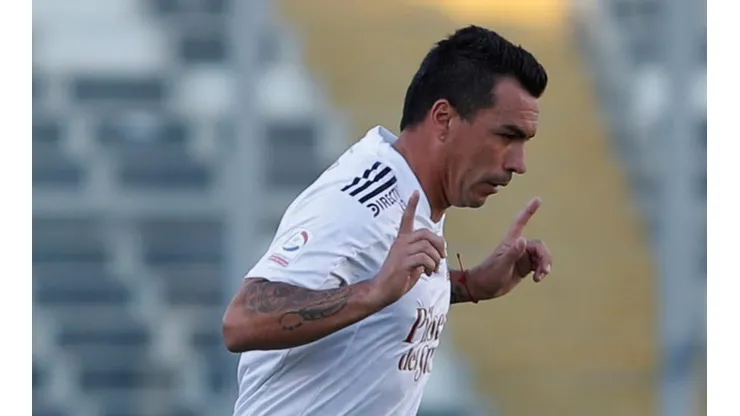 Esteban Paredes podría volver para un cargo administrativo.