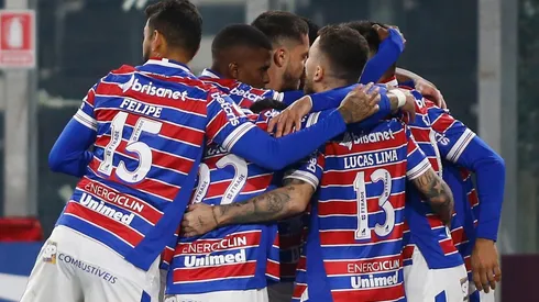 Moisés se mandó un carrerón para anotar el 2 a 0 ante Colo Colo.