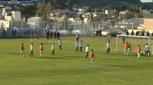 Gol olímpico de Felipe Valdivia, jugador de Colo Colo sub 17