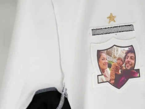 El hermoso detalle en la camiseta de Colo Colo para enfrentar a Fortaleza