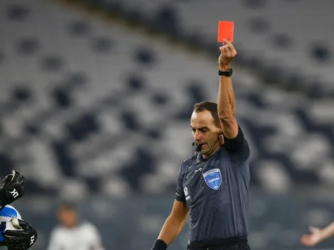 Baldazo de agua fría: Jeyson Rojas ve la roja y Fortaleza marca el 4 a 1