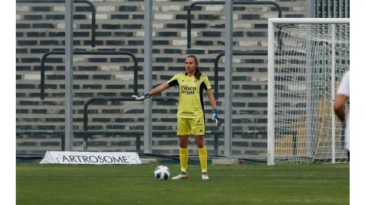 Antonia Canales con el arco en cero en Colo Colo