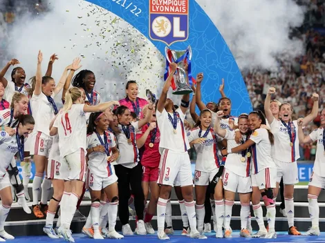 Colo Colo femenino felicita a Tiane Endler tras ganar la Champions League