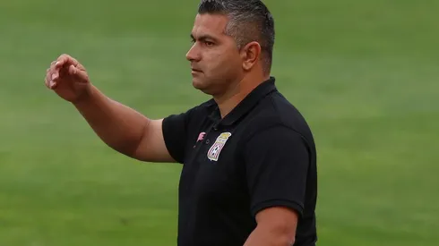 DT de Curicó analiza a Colo Colo