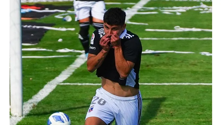 Manuel Crespo se mostró sorprendido por los pocos minutos a Alexander Oroz.