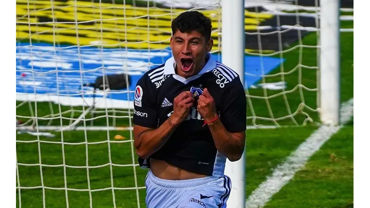 El Flecha es pura felicidad tras darle el empate al Cacique ante la UC.